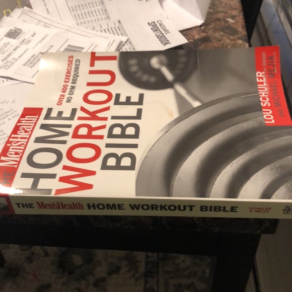 The Men's Health Home Workout Bible over 400 Exercises and no Gym required - Picture 3 of 10